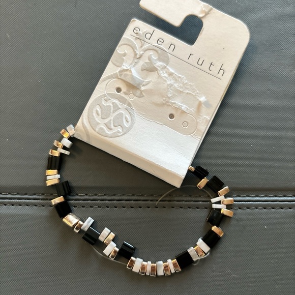 $5/Eden Ruth Beads Black/Gold/White Chain Bracelet NWT - Picture 2 of 4